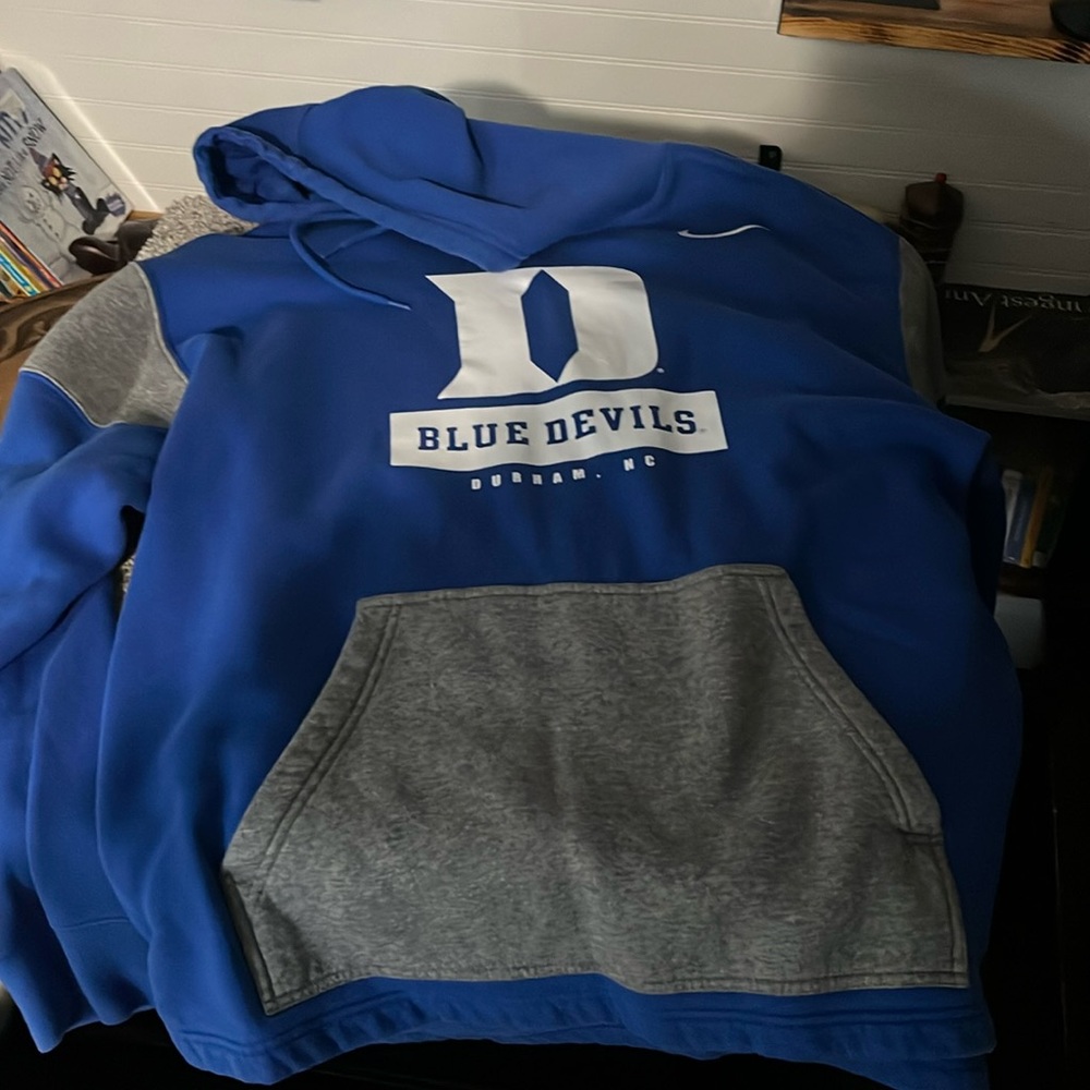 Duke hoodie. Size Large